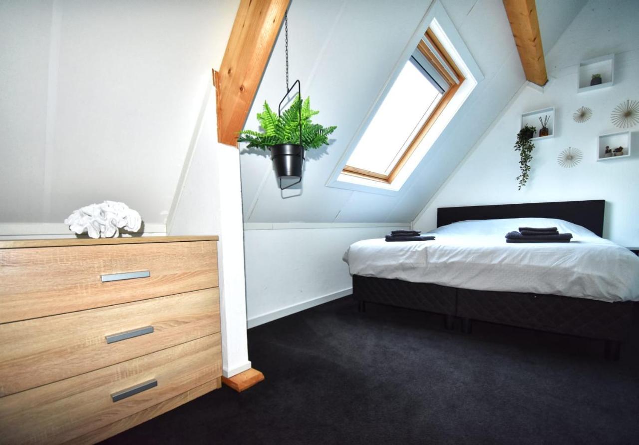 'T Zeeuwse Achteruusje Villa Sint Annaland Exteriör bild